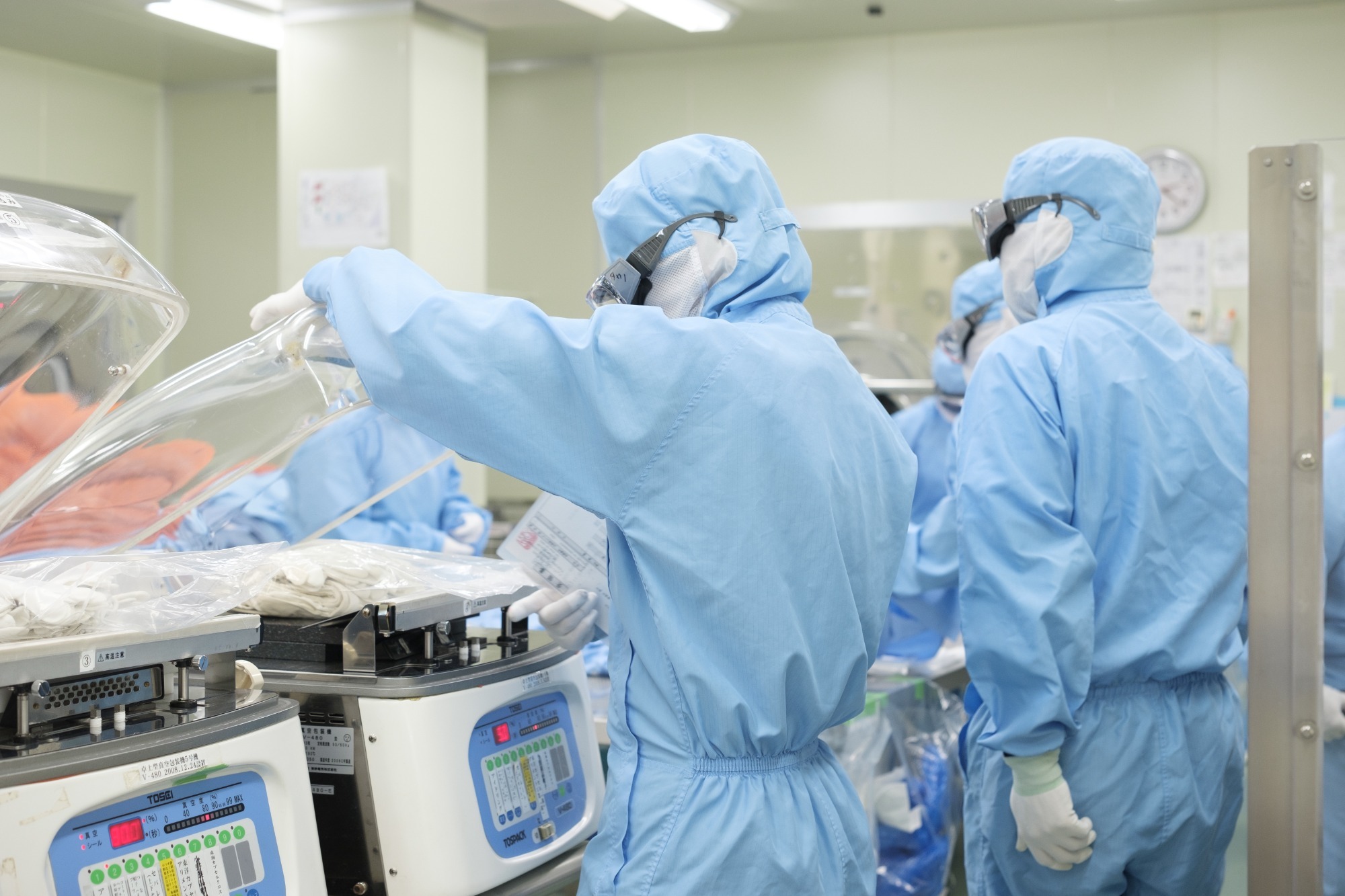 クリーンルーム関連品・産業用集塵袋等の  クリーニングを承ります